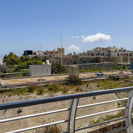 Apartment Seaview Flat 5 In Mellieha, Central, Nearby Beaches